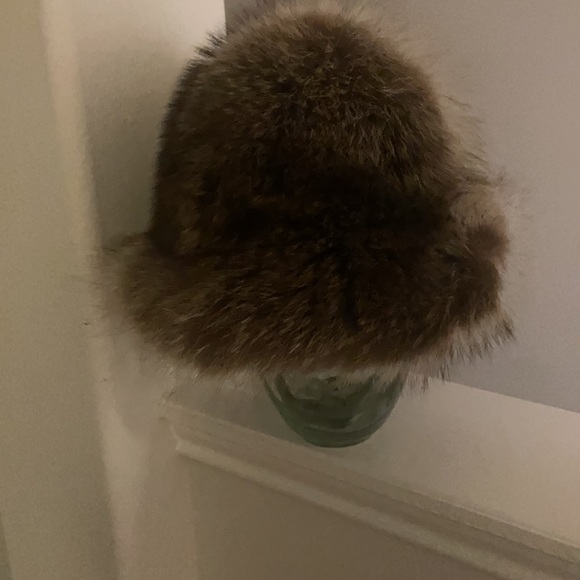 Furry Opossum Hat - Picture 3 of 3